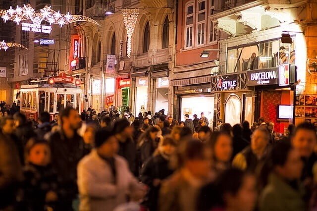 اسطنبول أول مره ؟؟ كل اللي محتاج تعرفه قبل السفر لاسطنبول 21 istiklal street istanbul