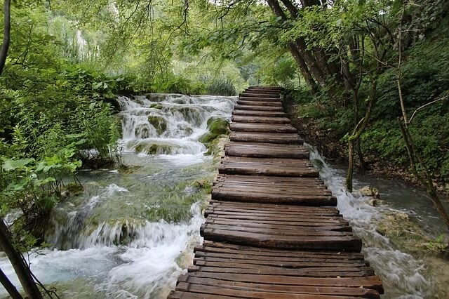 7 حاجات لازم تعرفها عن حديقة بحيرات بليتفيتسا Plitvice Lakes بكرواتيا 13 7 حاجات لازم تعرفها عن حديقة بحيرات بليتفيتسا Plitvice Lakes بكرواتيا 7