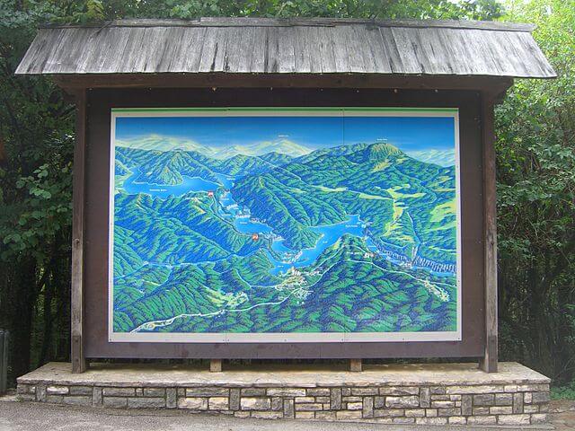 7 حاجات لازم تعرفها عن حديقة بحيرات بليتفيتسا Plitvice Lakes بكرواتيا 15 خريطة حديقة بحيرات بليتفيتسا