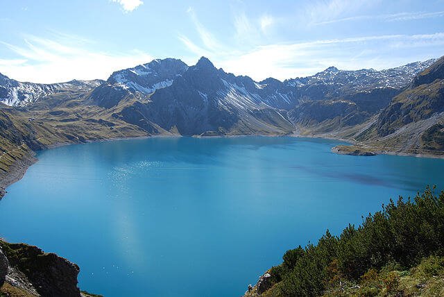 أوزباكستان