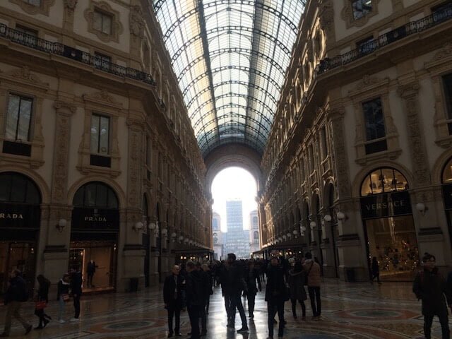 السفر إلي ميلانو ..7 أسباب تخليك لازم تزور عاصمة الموضة الإيطالية 21 السفر إلي ميلانو ..7 أسباب تخليك لازم تزور عاصمة الموضة الإيطالية 17